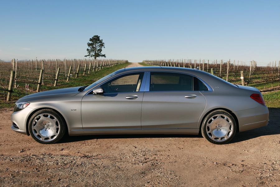  Mercedes-Maybach S600 2015 года  (NA) (фото 18 из 53)